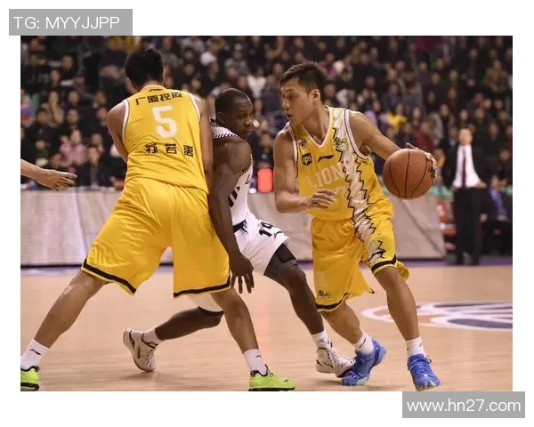 广厦与辽宁篮球队历史交锋记录分析及战绩回顾